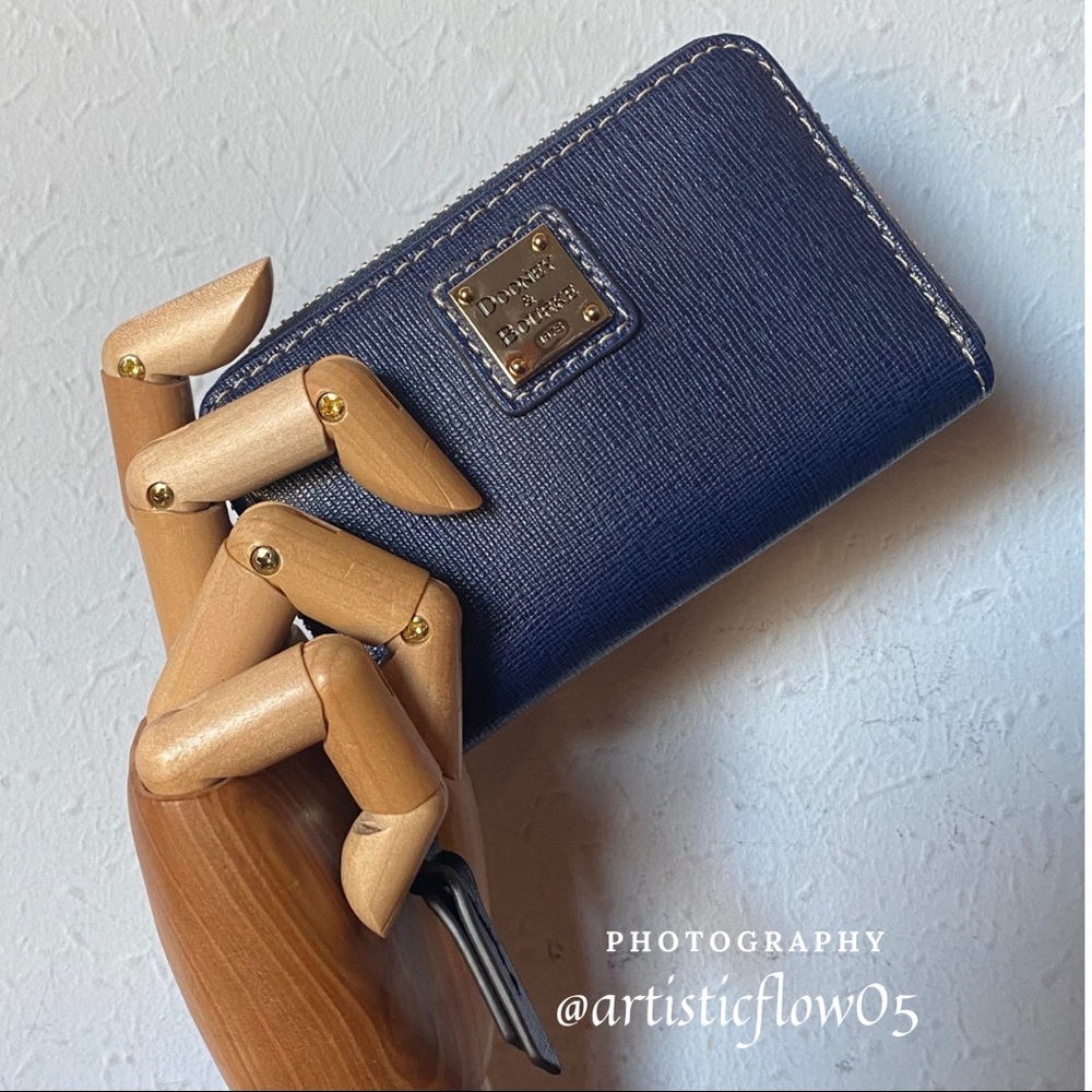 NEW! Dooney&Bourke Saffiano Large Credit Card Case - Picture 10 of 11